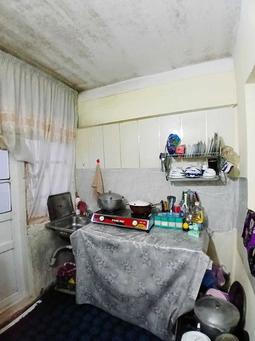 Kvartira dom srochno sotiladi! Kitob