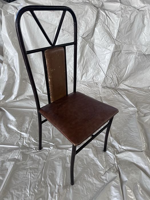 Столы (скатерти)и стулья(с чехлами)