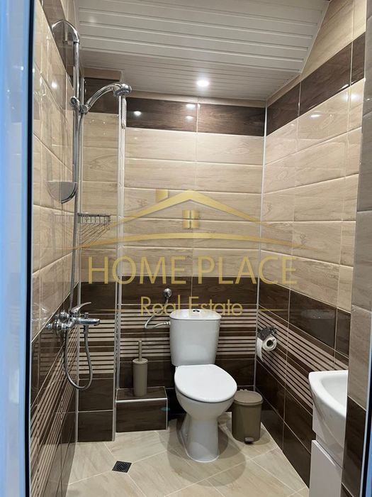 ДВУСТАЕН апартамент под наем - Център