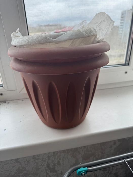 Продам горшки для растения