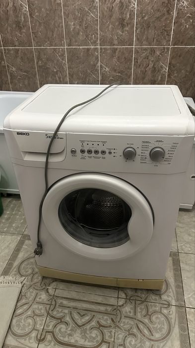 Продам стиральную машину