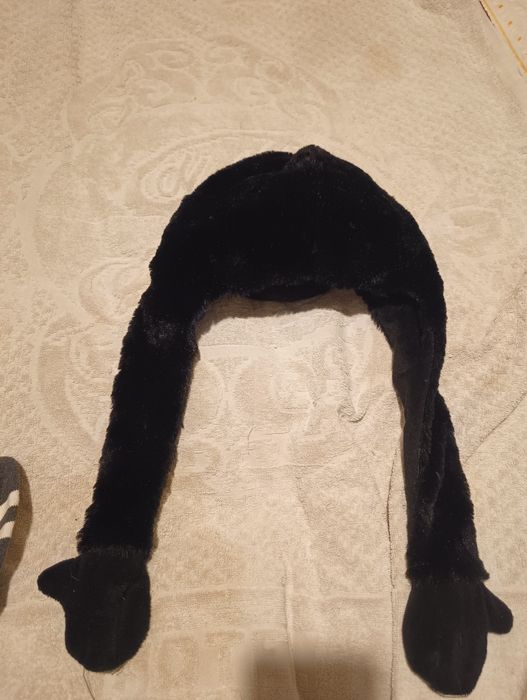 Căciulă groasa haioasa Gorila