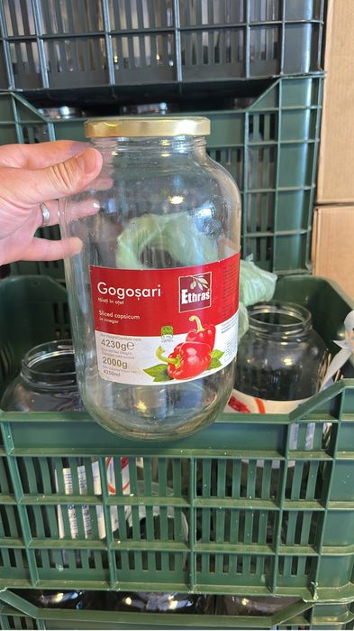 Vand borcane goale pentru muraturi