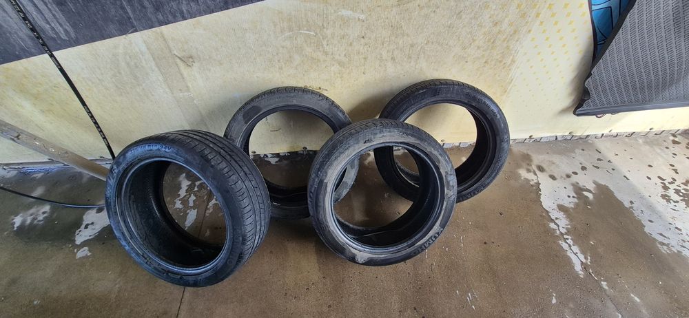 Шины Kumho 235/45/18
