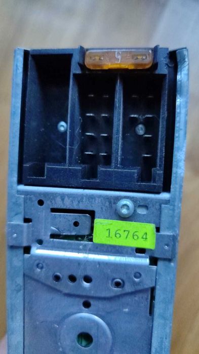 Продается Автомагнитола Blaupunkt  CD 300