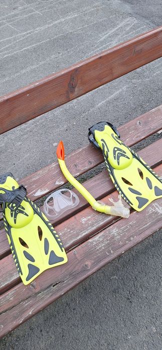 Labe scufundări Junior...