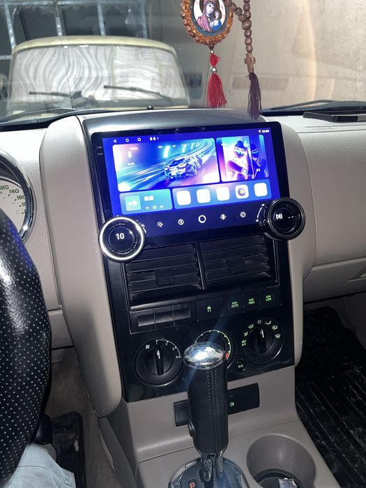 Форд эксплорер 4    4,0   2007 год