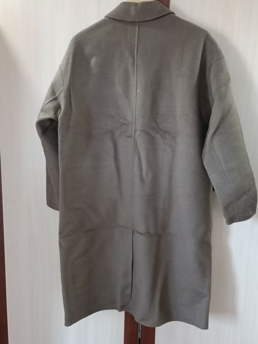 Продам пальто новое