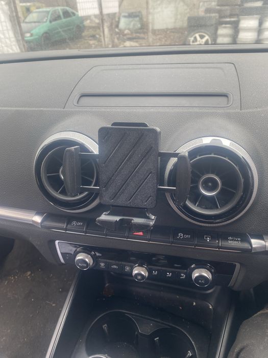 Стойка за телефон ауди а3 8в audi a3 8v