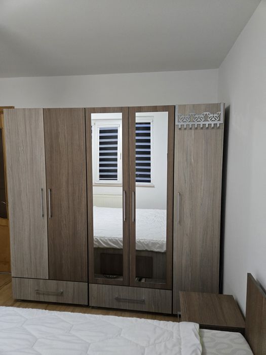 OFERTA! Set dormitor dulap + pat 160×200 + 2 noptiere