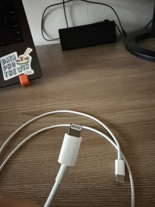 Lightning to USB C оригинален кабел