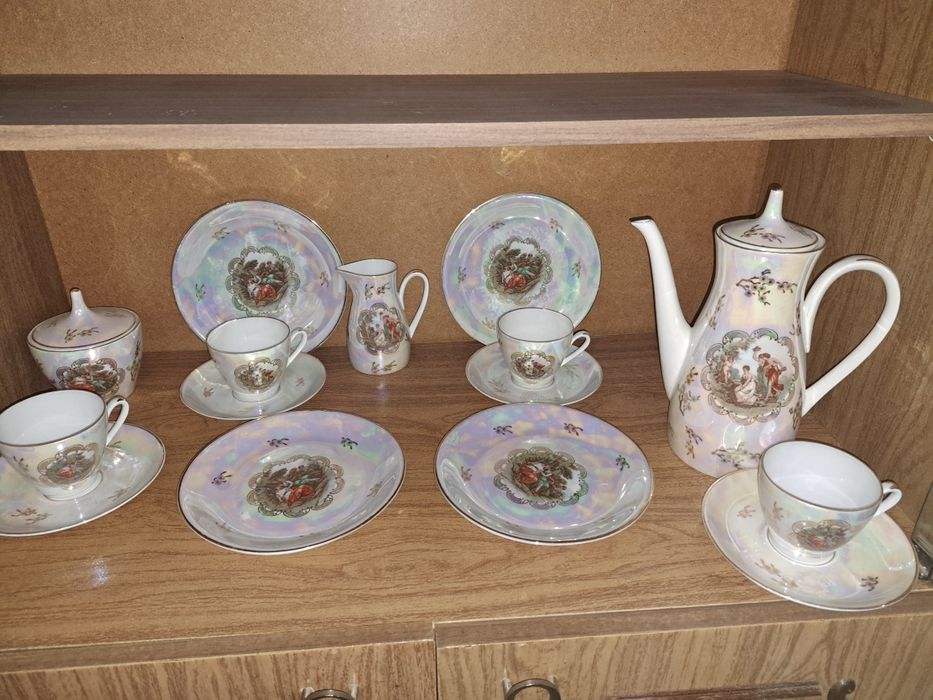 Посуда Мадонна. В хорошем состоянии