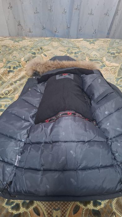 Новая мужская куртка