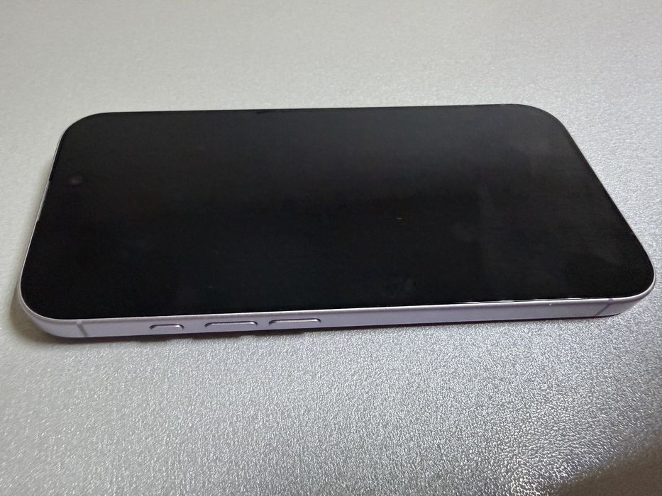 Продам Iphone 17