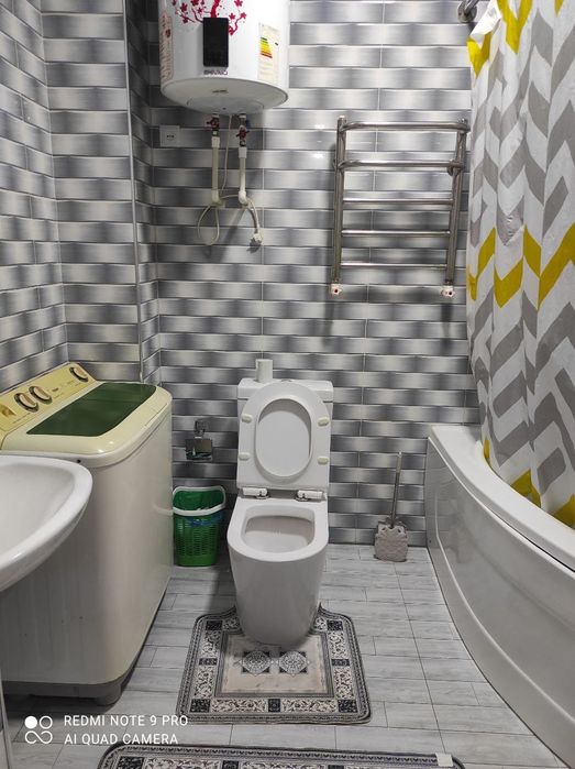 Квартира сатылады. 135 квм.м таза домда.