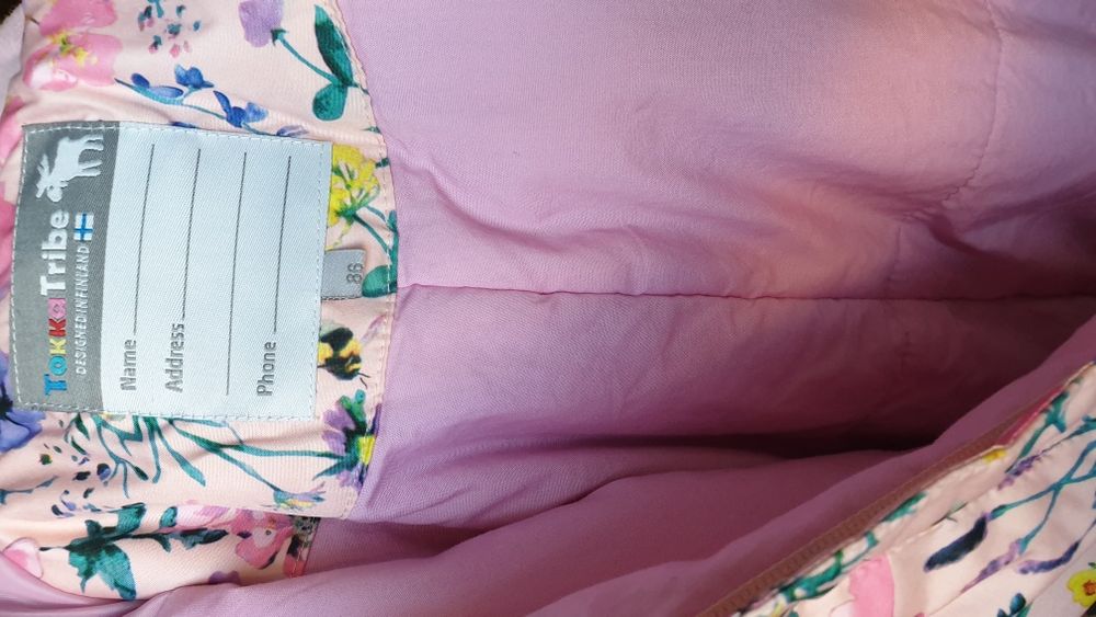 Демисезонный комбинезон для девочки