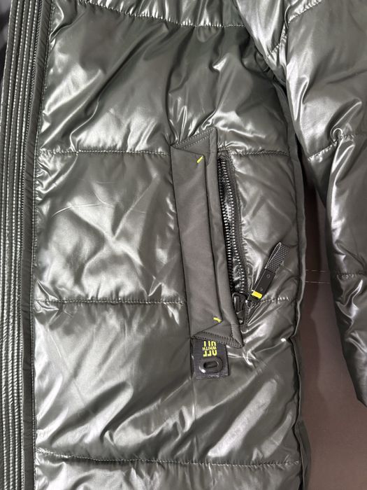 Продам пуховик зима