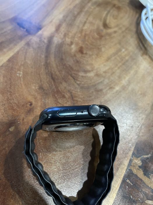 Apple watch 8 45mm GPS