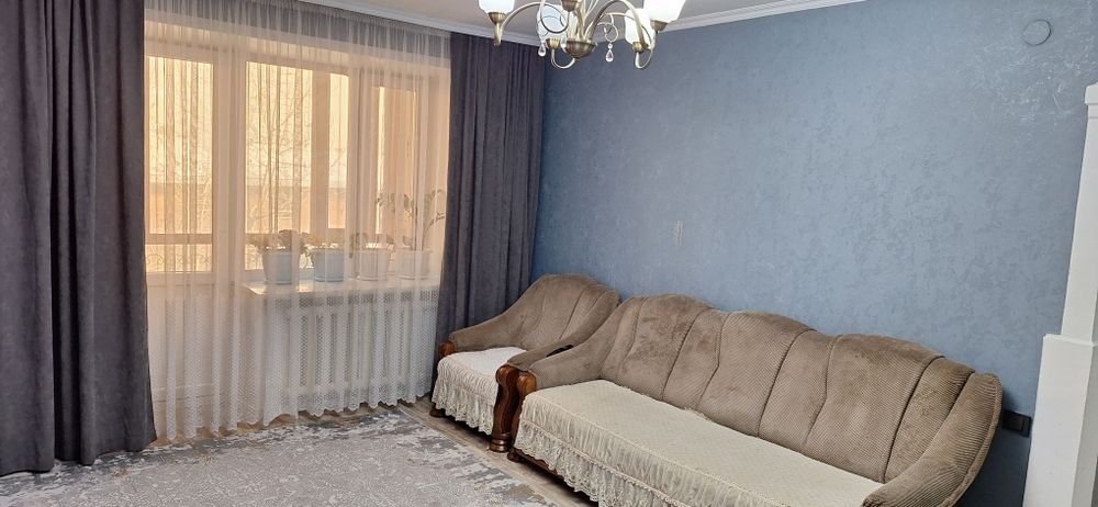 Сутки 17,час 2500,Цум, агенство 2комн