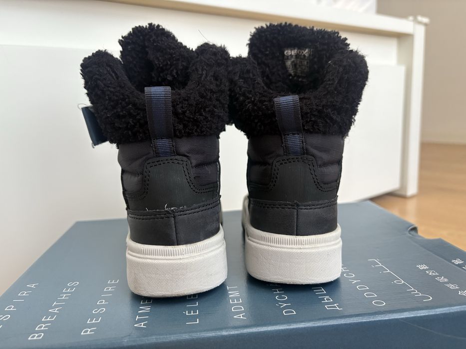 Детски боти Geox