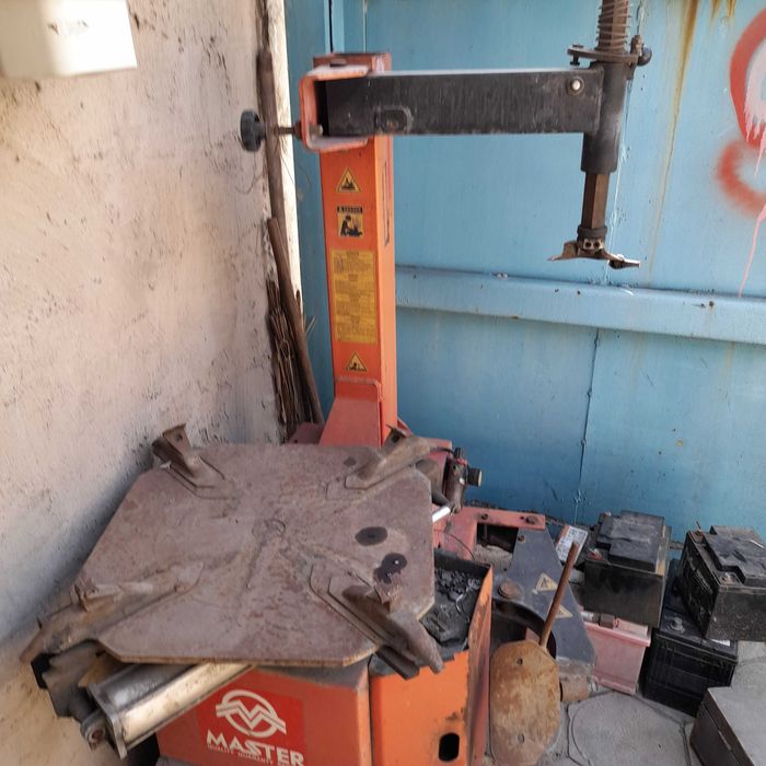 продам приспосабление для раз бортовки колес