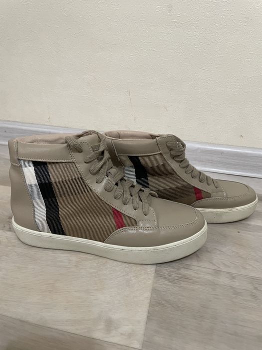 Кроссовки Burberry