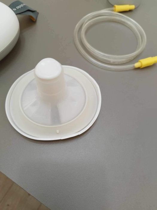 MEDELA Единична двуфазна електрическа помпа за кърма