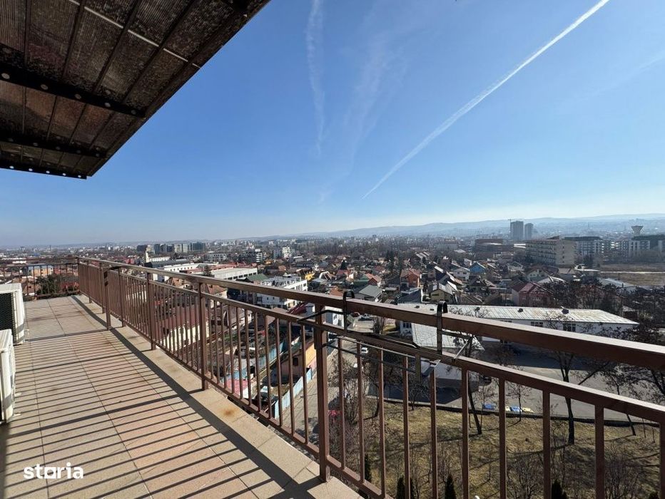 Apartament 4 camere, ultrafinisat, mobilat pentru birou, panorama unic
