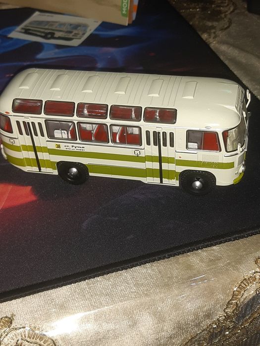 Кллекционная модель автобуса