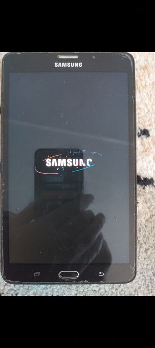 Продам планшет Самсунг а6