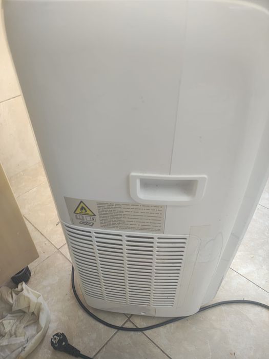 Aparat aer conditionat portabil