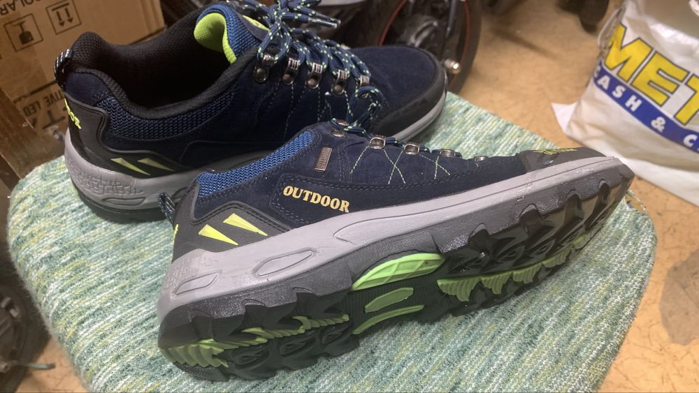 Маратонки 43 номер