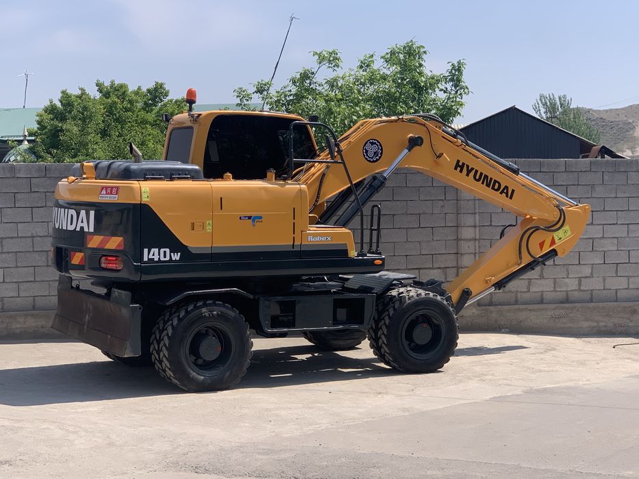 Hyundai 140w sotiladi srochna