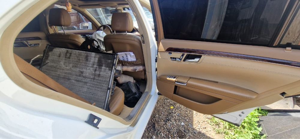 Авто запчасти Мерседес w221