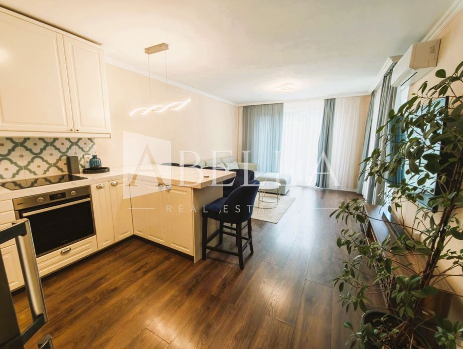 Дава се под наем Тристаен апартамент в София, Овча купел - 80 кв.м за 1000 € - Снимка #2