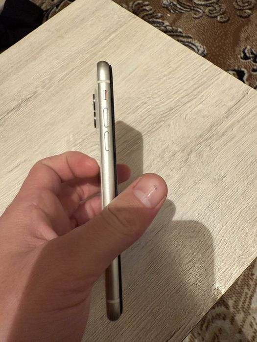 Аифон 11 128 гиг обмен на аипад