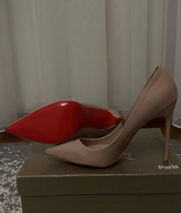 Pantofi Christian Louboutin piele 37 stoc si pe comanda