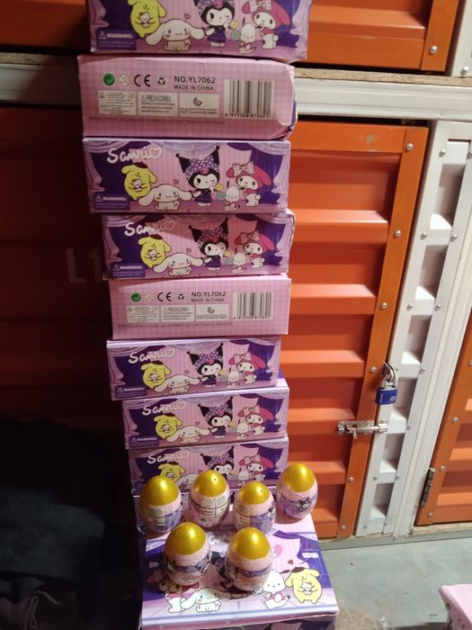 Продам срочно игрушка яйцо с подарком