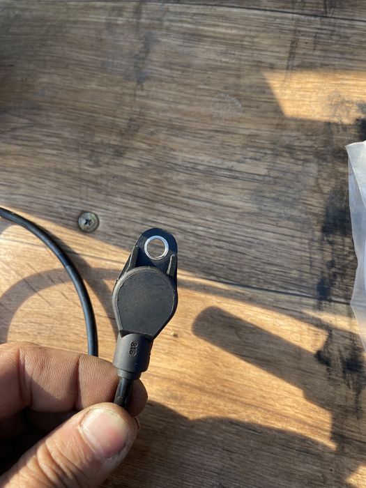 Продам датчик положения коленвала