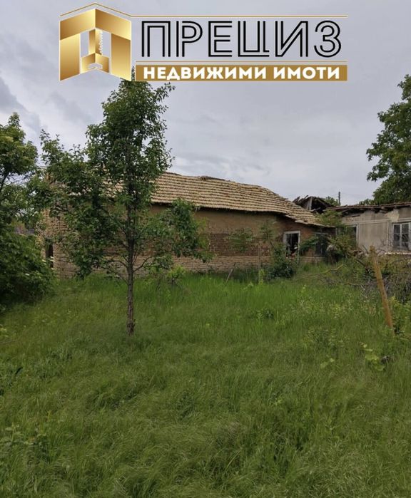 Продава КЪЩА област Шумен, с. Върбак