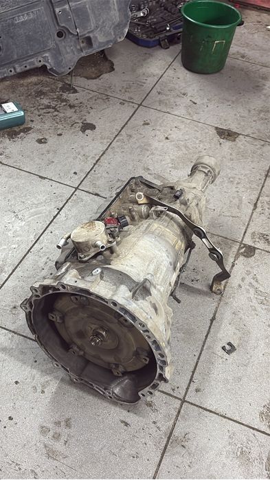 Продам коробка от is 250