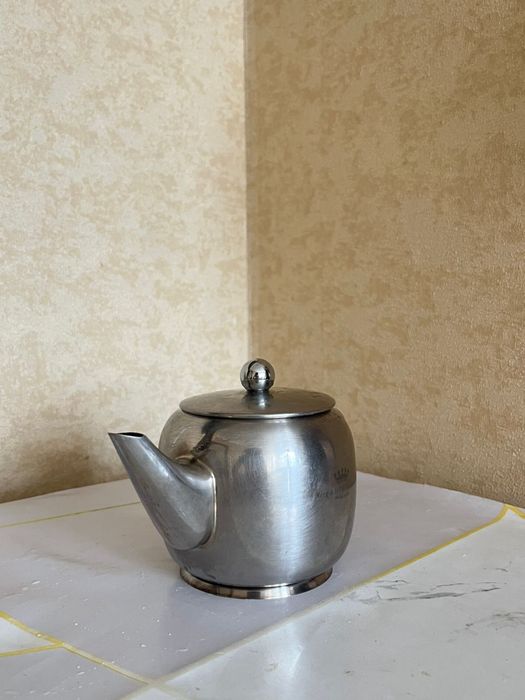 Чайник от Berghoff