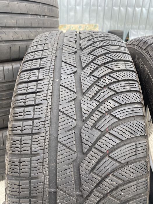 235/55/17 Мишелин Зимни