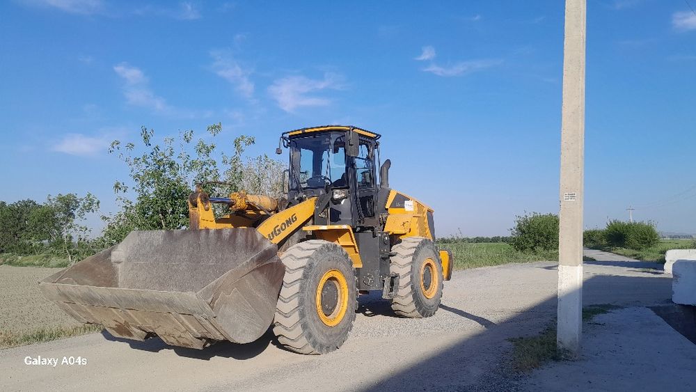 Llugong 855H идеал холатда ишлаган соати 8145 капитал ремонт килинган.