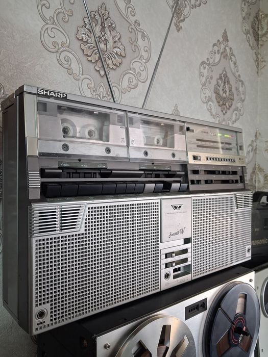 Кассетная магнитола Sharp GF-808