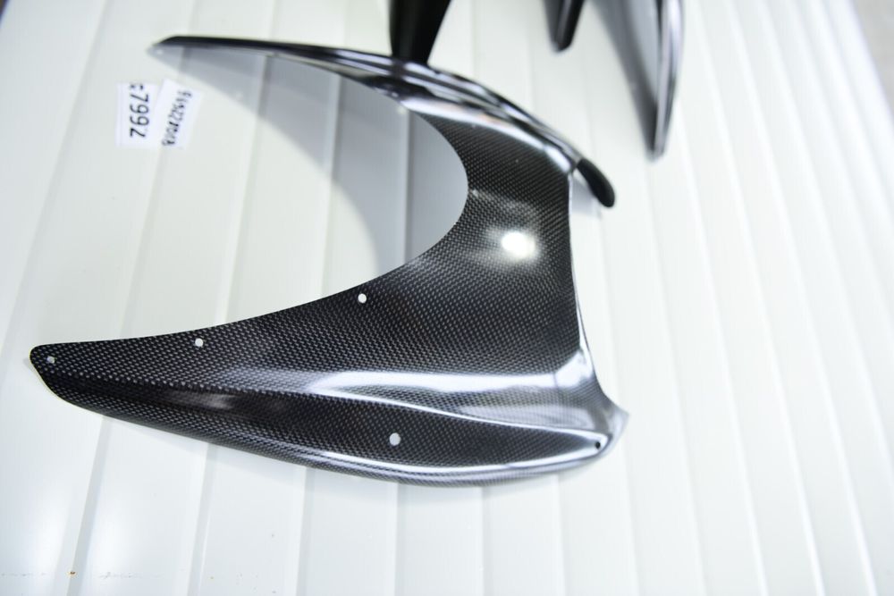 Carena Parbriz Carbon Performance Ducati Monster S4