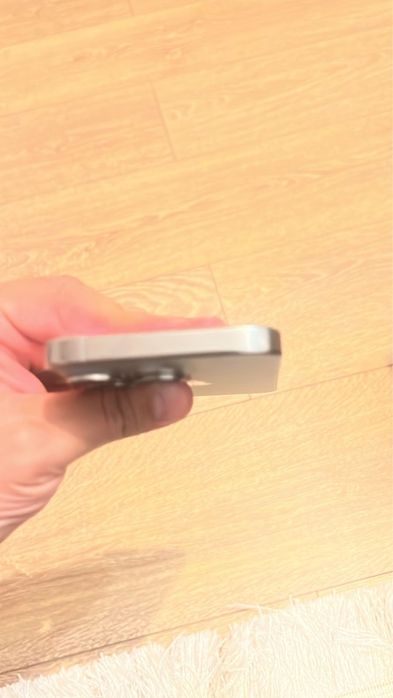 продам iphone 16 pro e-sim 128gb