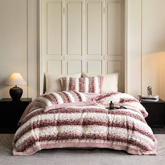 Меховой комплект постельного белья