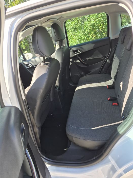 Citroen c3 excelence 1.2 benzina cu turbo  110 cp an 2015  km 95000     R.A.R. Efectuat!!!