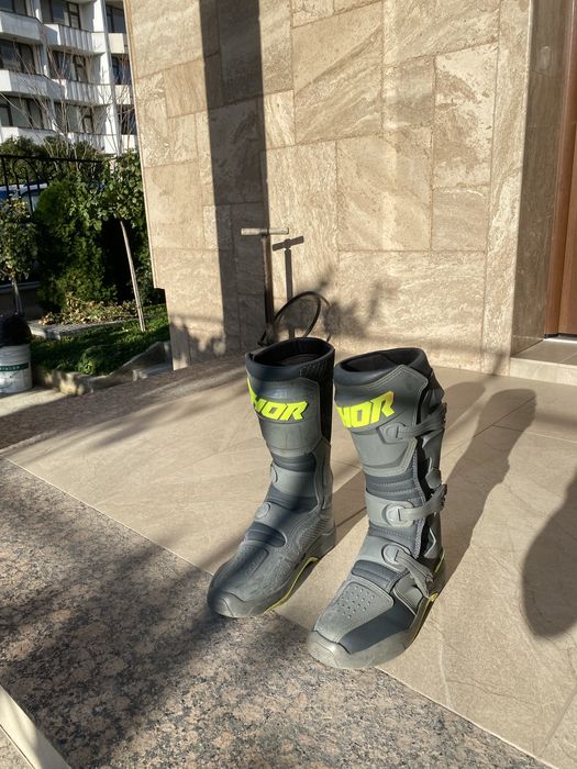 Ботуши THOR Blitz XR Gray Charcoal